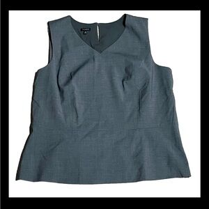 NWT Talbots Gray Peplum Top Size 18